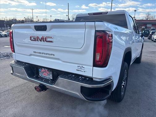 2025 GMC Sierra 1500 SLT