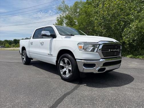Bright White Clearcoat 2024 RAM 1500 Laramie
