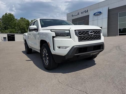 Glacier White 2024 Nissan Frontier SL