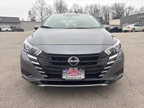 2023 Nissan Versa 1.6 SV