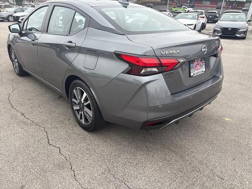 2023 Nissan Versa 1.6 SV