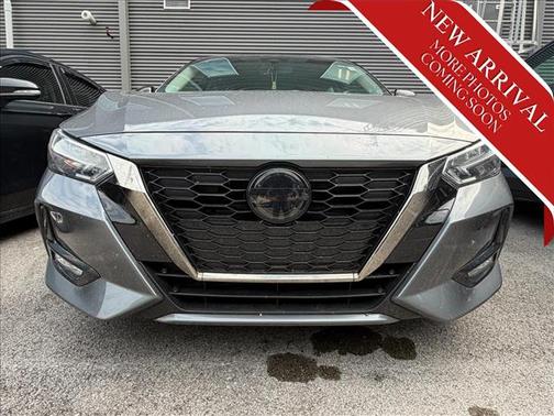 2 Tone Gray / Black Roof 2023 Nissan Sentra SR
