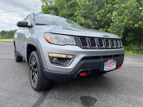 Billet Silver Clearcoat Metallic 2021 Jeep Compass Trailhawk