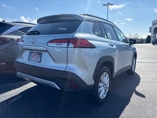 2023 Toyota Corolla Cross LE