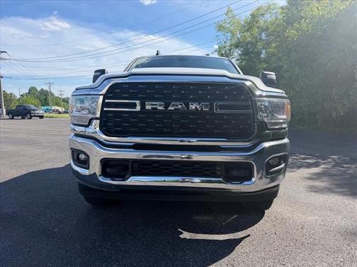 Bright White Clearcoat 2024 RAM 2500 Big Horn