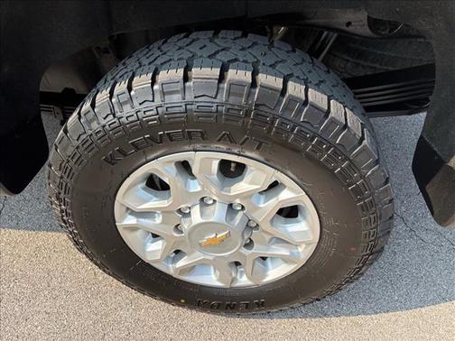 Silver Ice Metallic 2023 Chevrolet Silverado 2500 LT