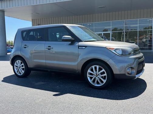 Shadow Black 2018 Kia Soul +