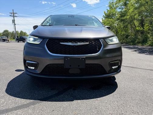 Gray 2023 Chrysler Pacifica Touring-L
