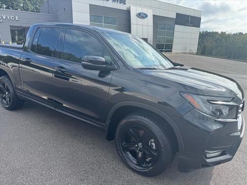 2022 Honda Ridgeline Black Edition