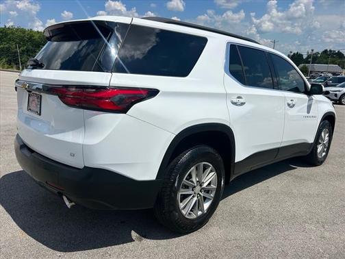 2022 Chevrolet Traverse LT Leather