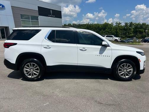 2022 Chevrolet Traverse LT Leather