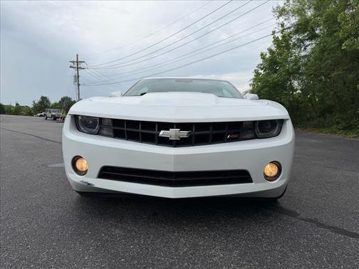 Summit White 2011 Chevrolet Camaro 2LT