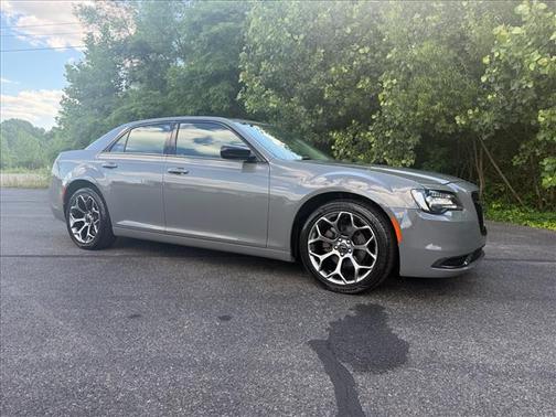 Ceramic Gray Clearcoat 2018 Chrysler 300 Touring