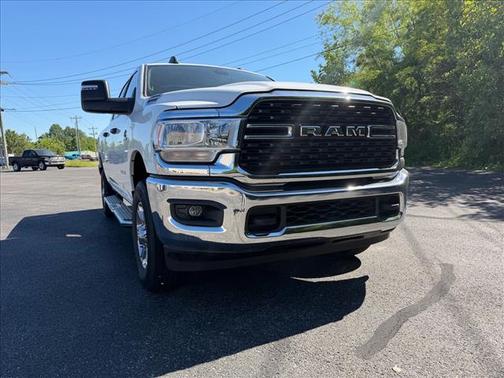 Bright White Clearcoat 2024 RAM 2500 Big Horn