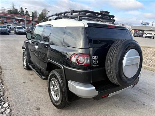 2012 Toyota FJ Cruiser Base