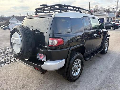 2012 Toyota FJ Cruiser Base