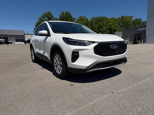 Oxford White 2023 Ford Escape Active