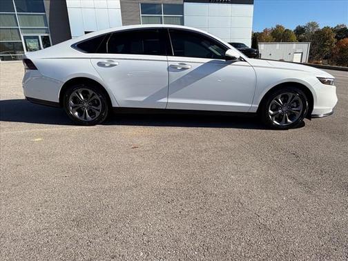 2023 Honda Accord Hybrid 