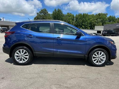 2022 Nissan Rogue Sport SV