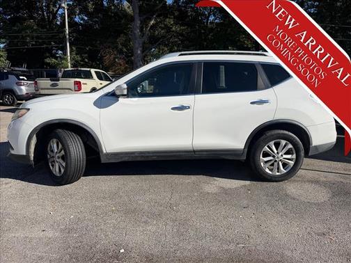 Glacier White 2016 Nissan Rogue SV