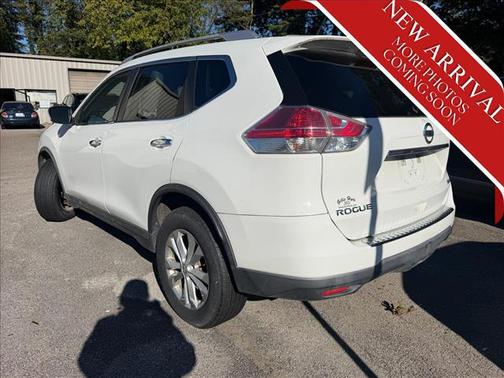 Glacier White 2016 Nissan Rogue SV