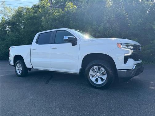 Summit White 2025 Chevrolet Silverado 1500 LT