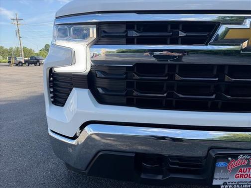 Summit White 2025 Chevrolet Silverado 1500 LT