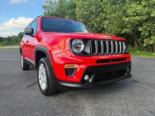 Colorado Red Clearcoat 2023 Jeep Renegade Latitude