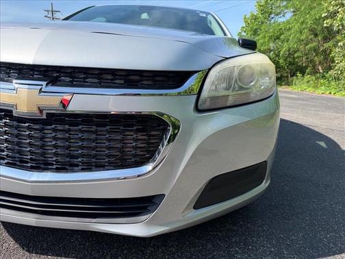 Silver Ice Metallic 2016 Chevrolet Malibu Limited LT