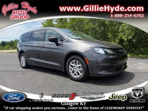 Granite Crystal Clearcoat Metallic 2023 Chrysler Voyager LX