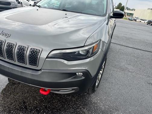 2022 Jeep Cherokee Trailhawk