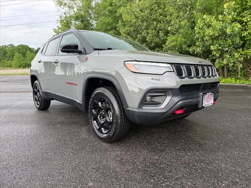 Sting Gray Clearcoat 2023 Jeep Compass Trailhawk