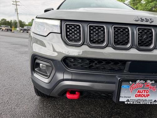 Sting Gray Clearcoat 2023 Jeep Compass Trailhawk