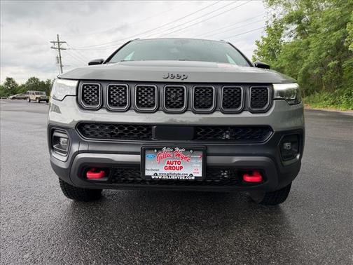 Sting Gray Clearcoat 2023 Jeep Compass Trailhawk