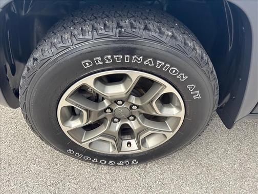 2020 Jeep Cherokee Trailhawk