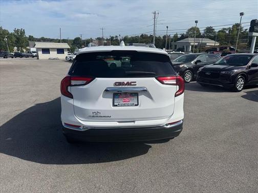 2023 GMC Terrain SLT
