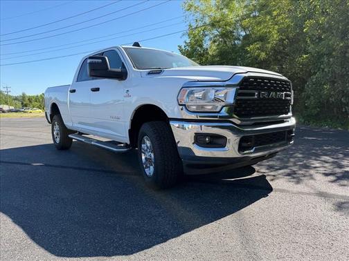 Bright White Clearcoat 2024 RAM 2500 Big Horn