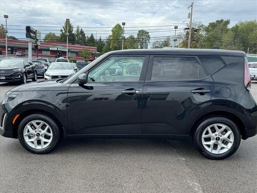 2023 Kia Soul EX