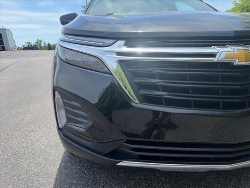 Mosaic Black Metallic 2024 Chevrolet Equinox LT