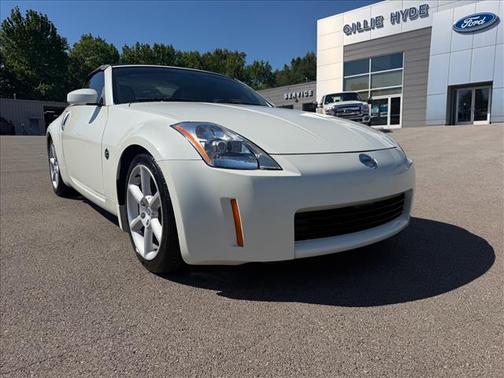 Pikes Peak White Pearl 2004 Nissan 350Z Touring