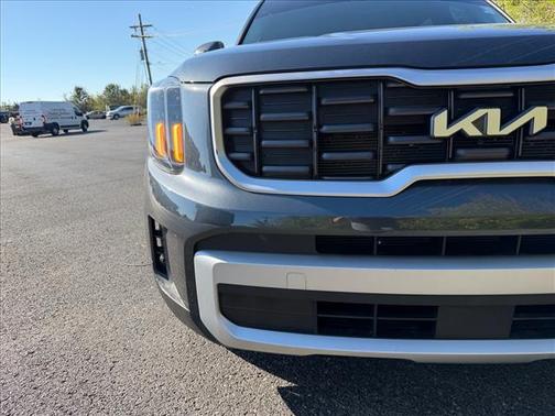 Gravity Gray 2024 Kia Telluride S