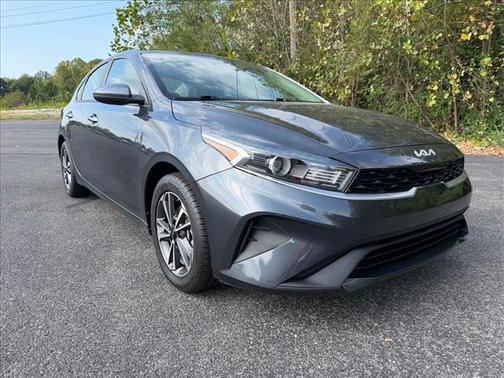Gravity Gray 2023 Kia Forte LXS
