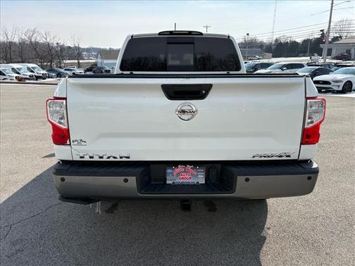 2017 Nissan Titan 