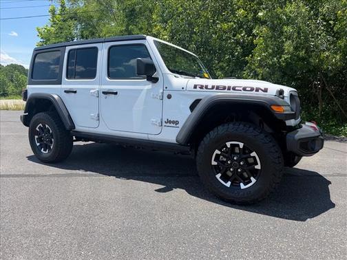 Bright White Clearcoat 2025 Jeep Wrangler Rubicon