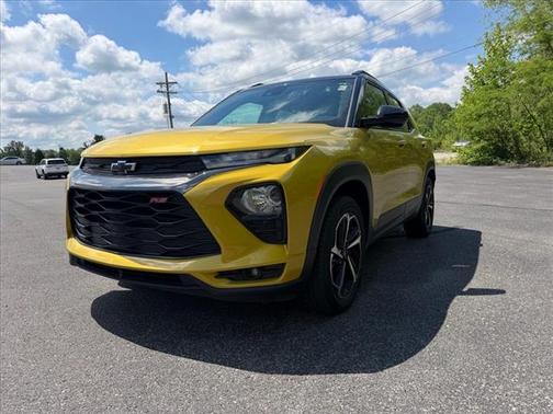 Nitro Yellow Metallic 2023 Chevrolet Trailblazer RS