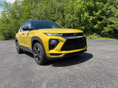Nitro Yellow Metallic 2023 Chevrolet Trailblazer RS