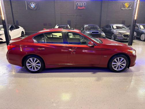 Venetian Ruby 2016 INFINITI Q50 2.0T Premium