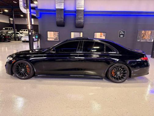 Black 2022 Mercedes-Benz S-Class 4MATIC