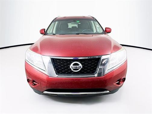 2016 Nissan Pathfinder SV