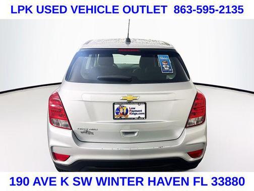 Silver Ice Metallic 2018 Chevrolet Trax LS